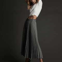 Pleated plaid skirt