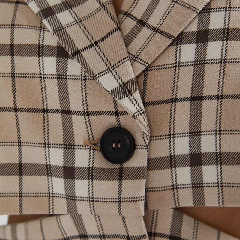 Short check blazer