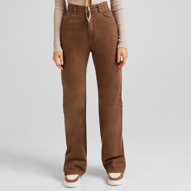 Wide-leg trousers