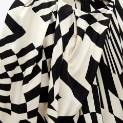 Pleated printed shirt