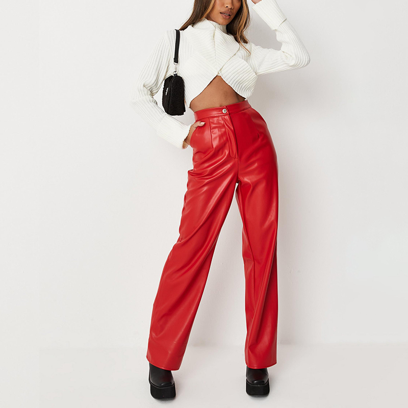 Cream halterneck detail knit crop top