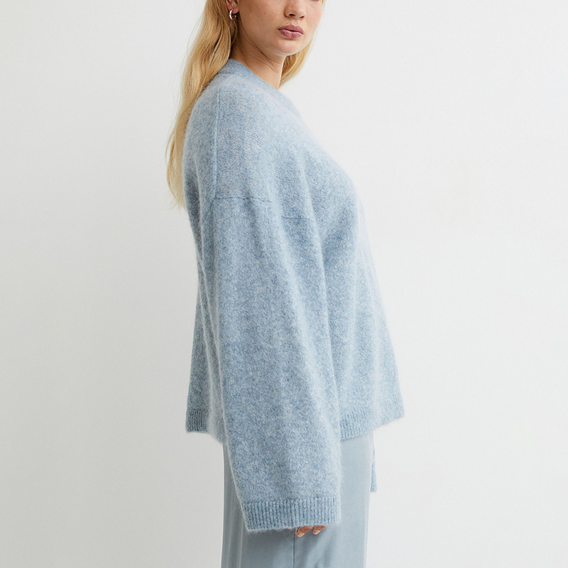 Blended pullover