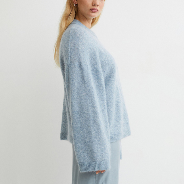 Blended pullover