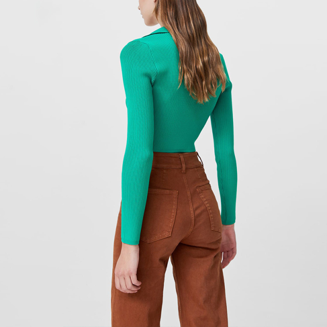 V-neck knitted polo shirt