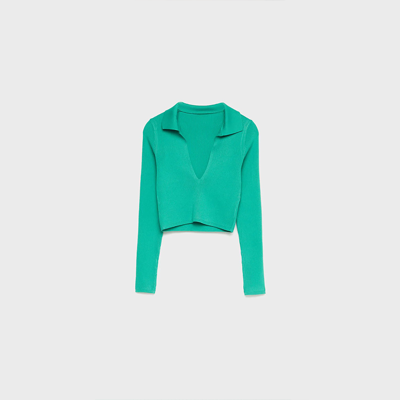 V-neck knitted polo shirt