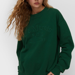 Oversized sweatshirt with embroidery