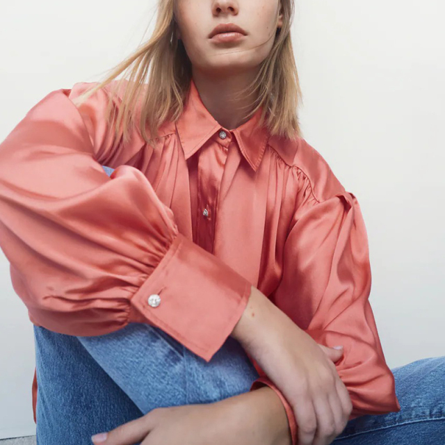 Loose sleeve shirt