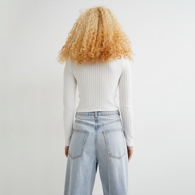 Hollow top