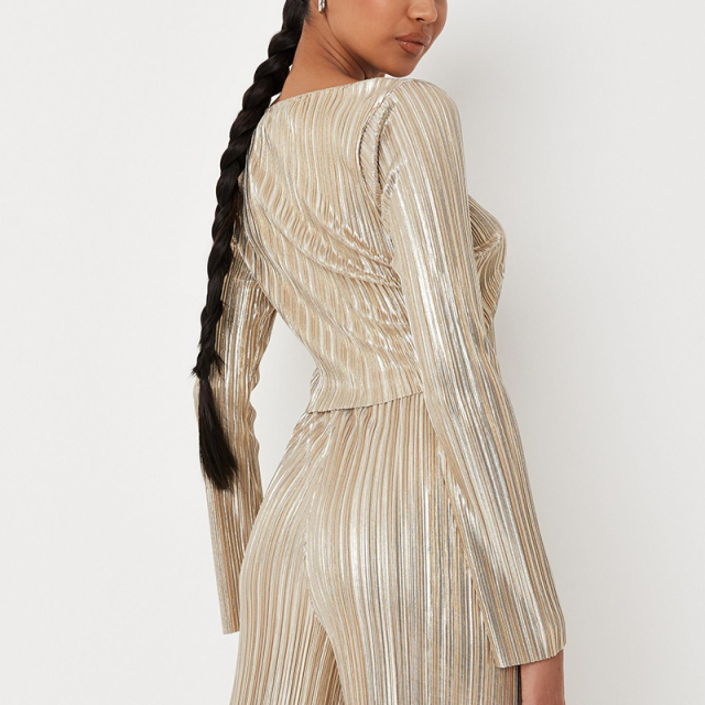 Metallic plisse crop cardigan