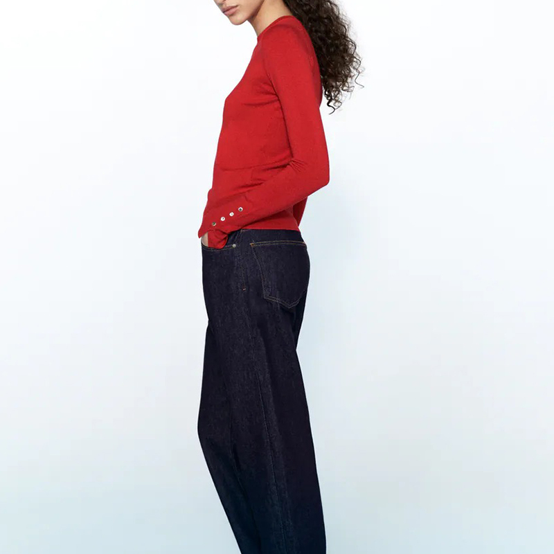 Basic sweater