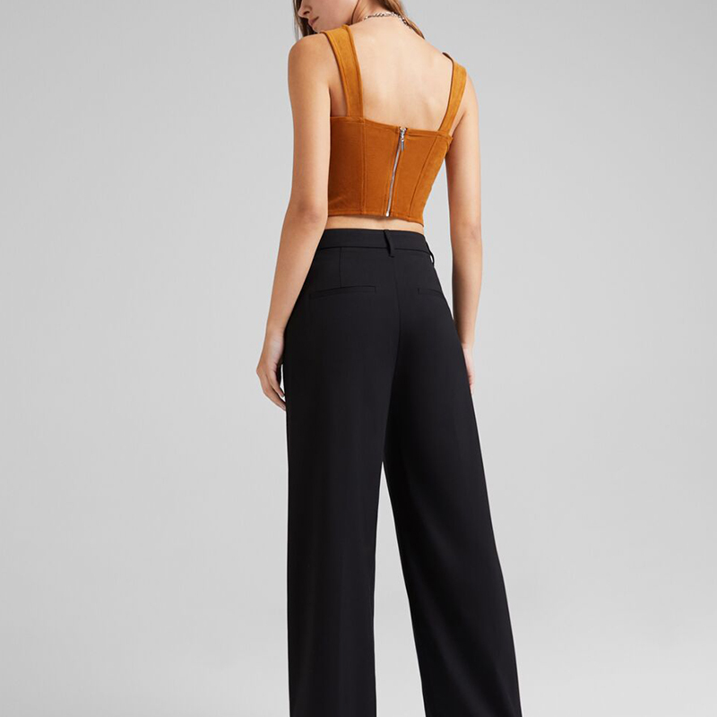 Suede top with zipper