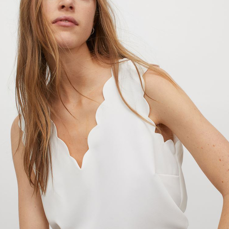 Scallop Edge Top