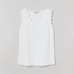 Scallop Edge Top