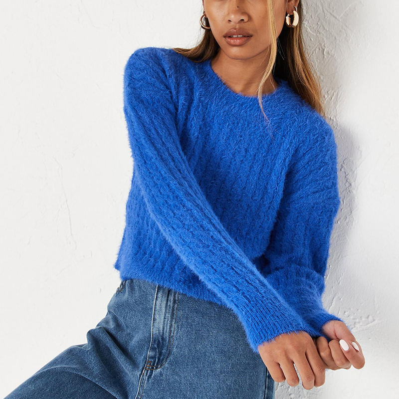 Blue fluffy cable cropped jumper