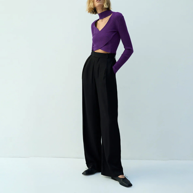 Hollow knitted top