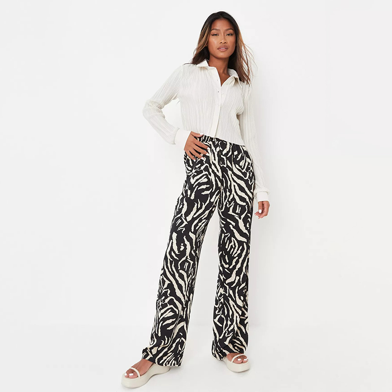 cream plisse cropped shirt