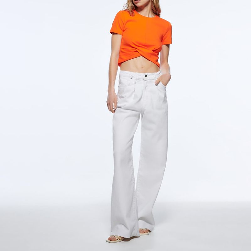 Hem Knotted T-Shirt