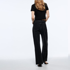 Hem Knotted T-Shirt