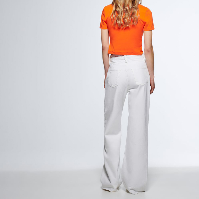 Hem Knotted T-Shirt