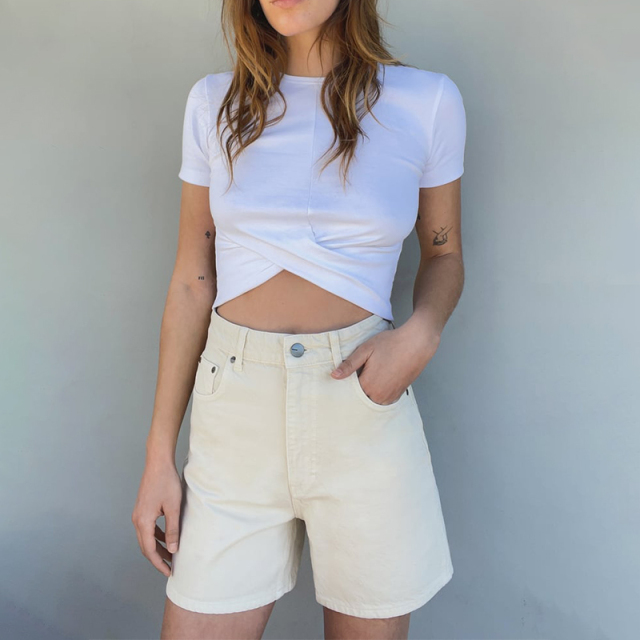 Hem Knotted T-Shirt