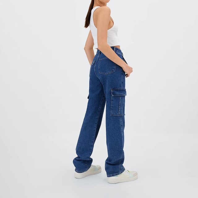 straight-fit cargo jeans