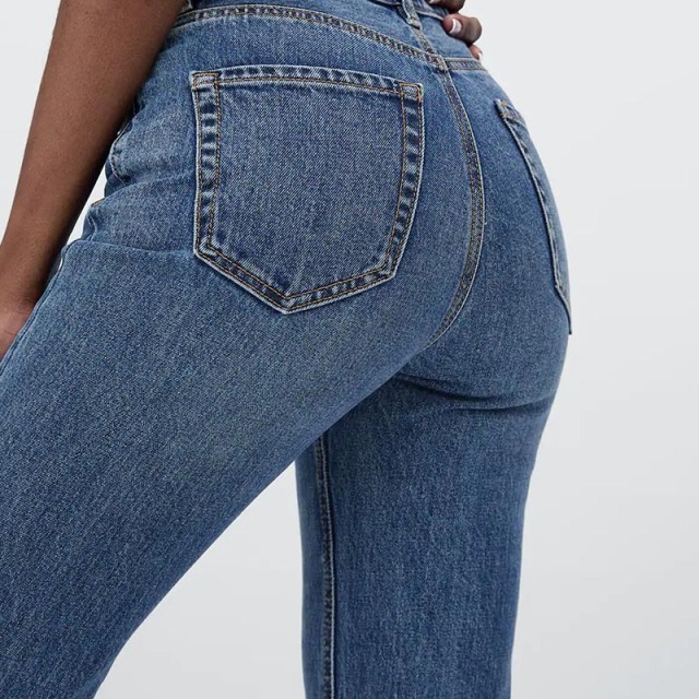 straight leg cropped jeans