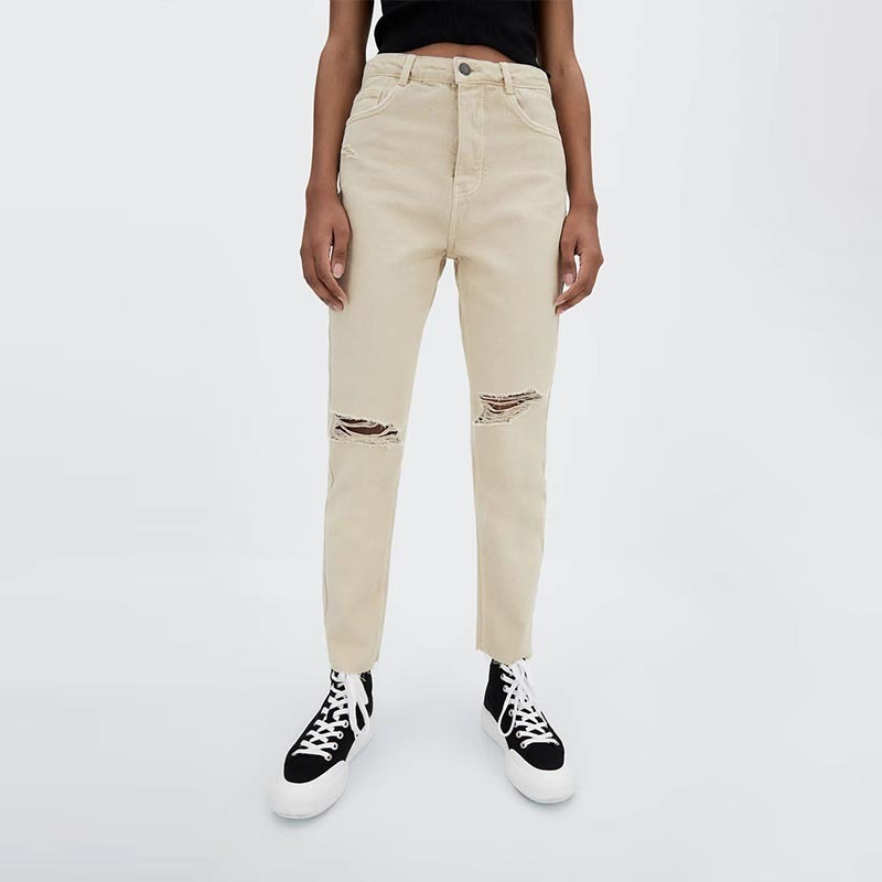 Mommy Cut Hole Jeans