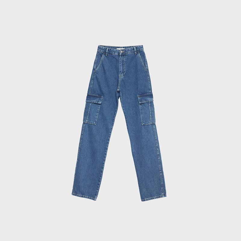 straight-fit cargo jeans
