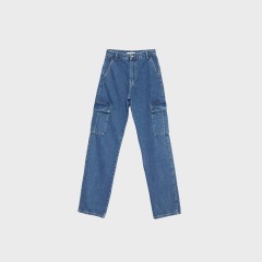 straight-fit cargo jeans