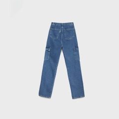 straight-fit cargo jeans