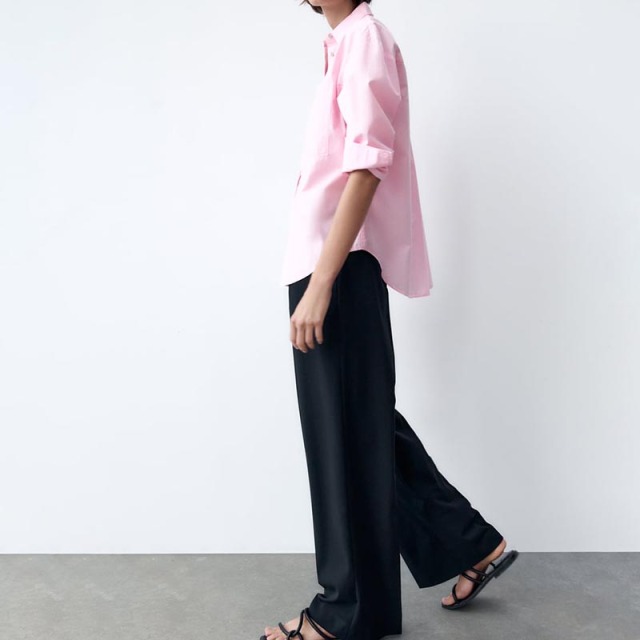 poplin shirt with patch pockets