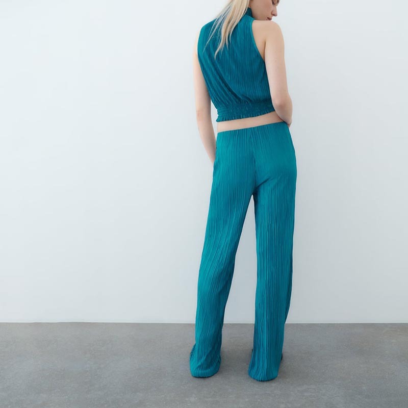 small pleated halterneck top