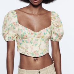 floral print top