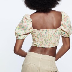 floral print top