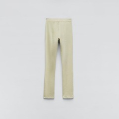 Skinny jeans with slits