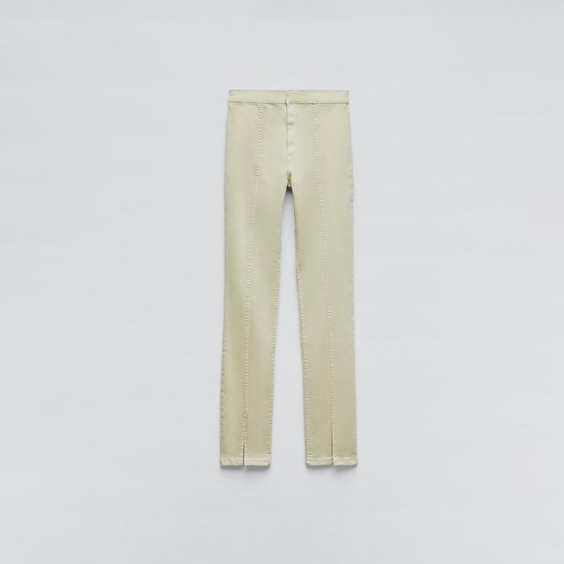 Skinny jeans with slits