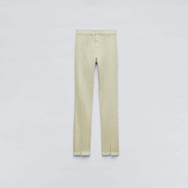 Skinny jeans with slits