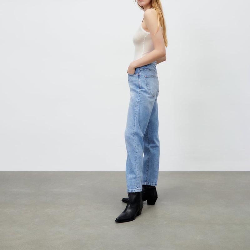 mom jeans