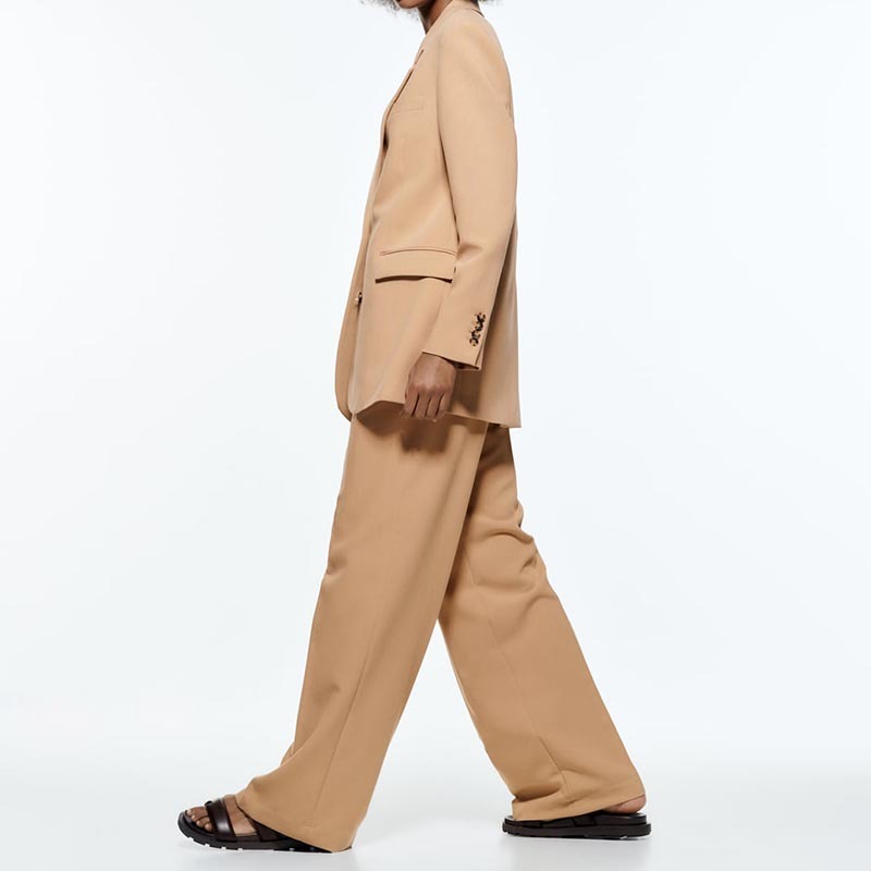 slim mid-rise trousers