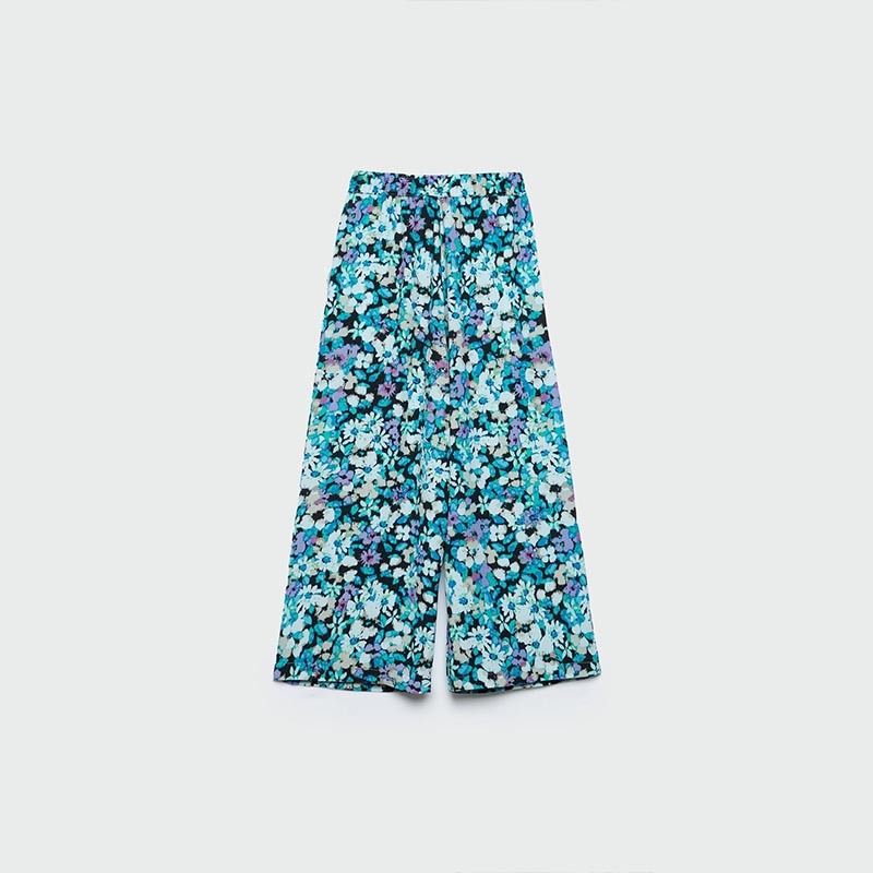 Drawstring design, elegant wide tube