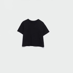 Basic cropped short-sleeved top