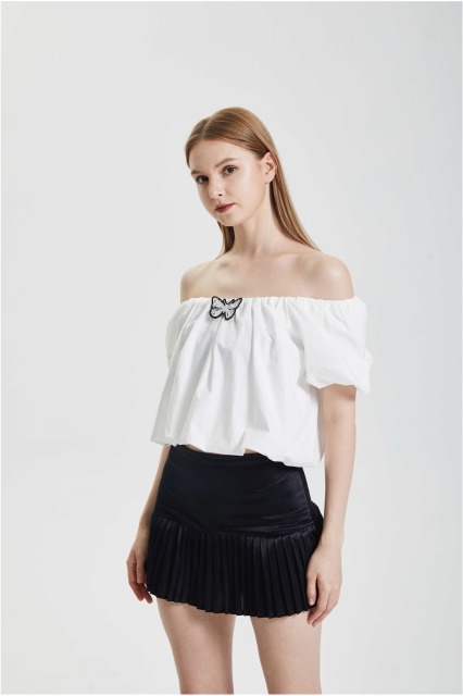 Off shoulder shirt with bubble sleeves top