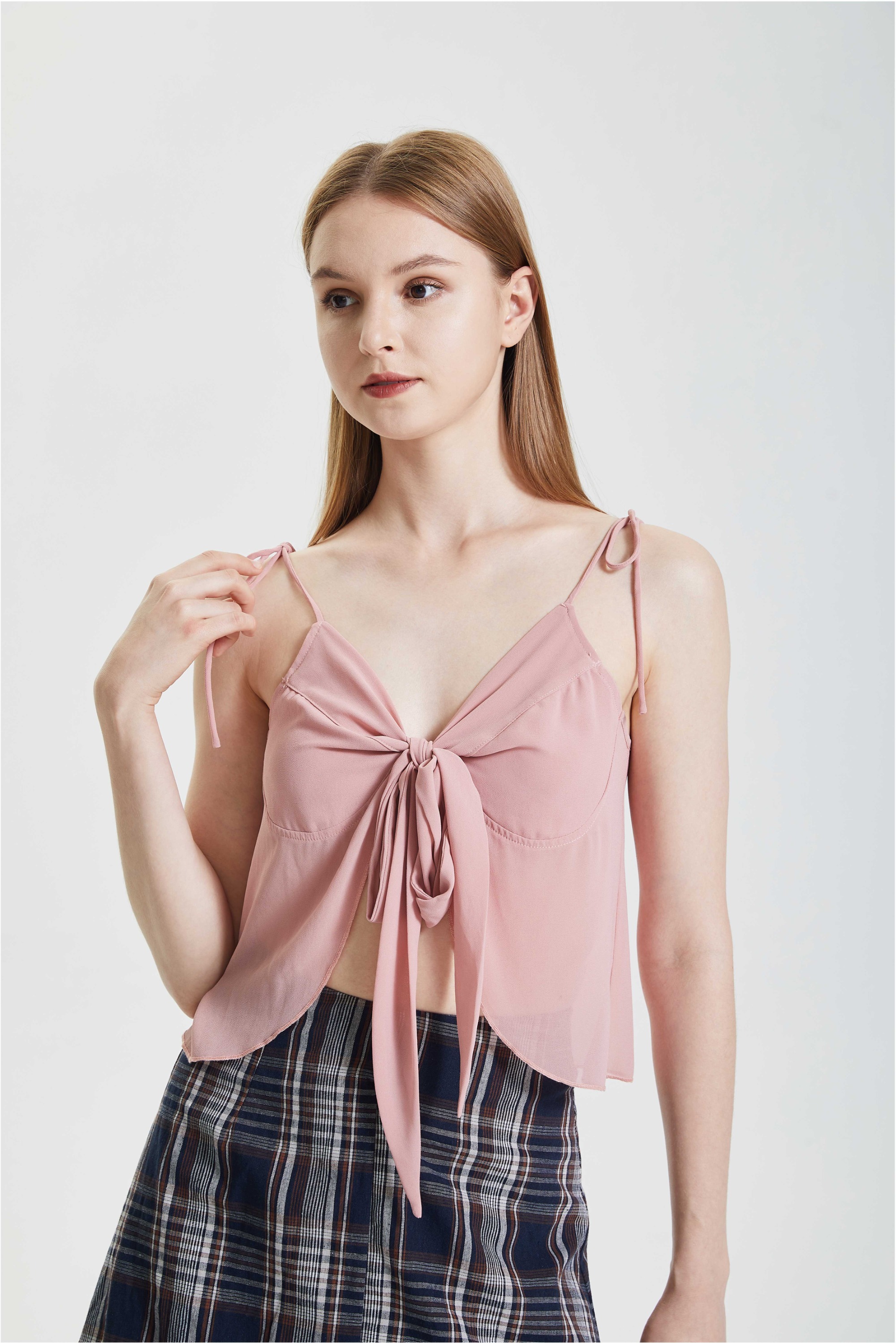 Heavy industry suspender vest with a high-end bow design and an outerwear top