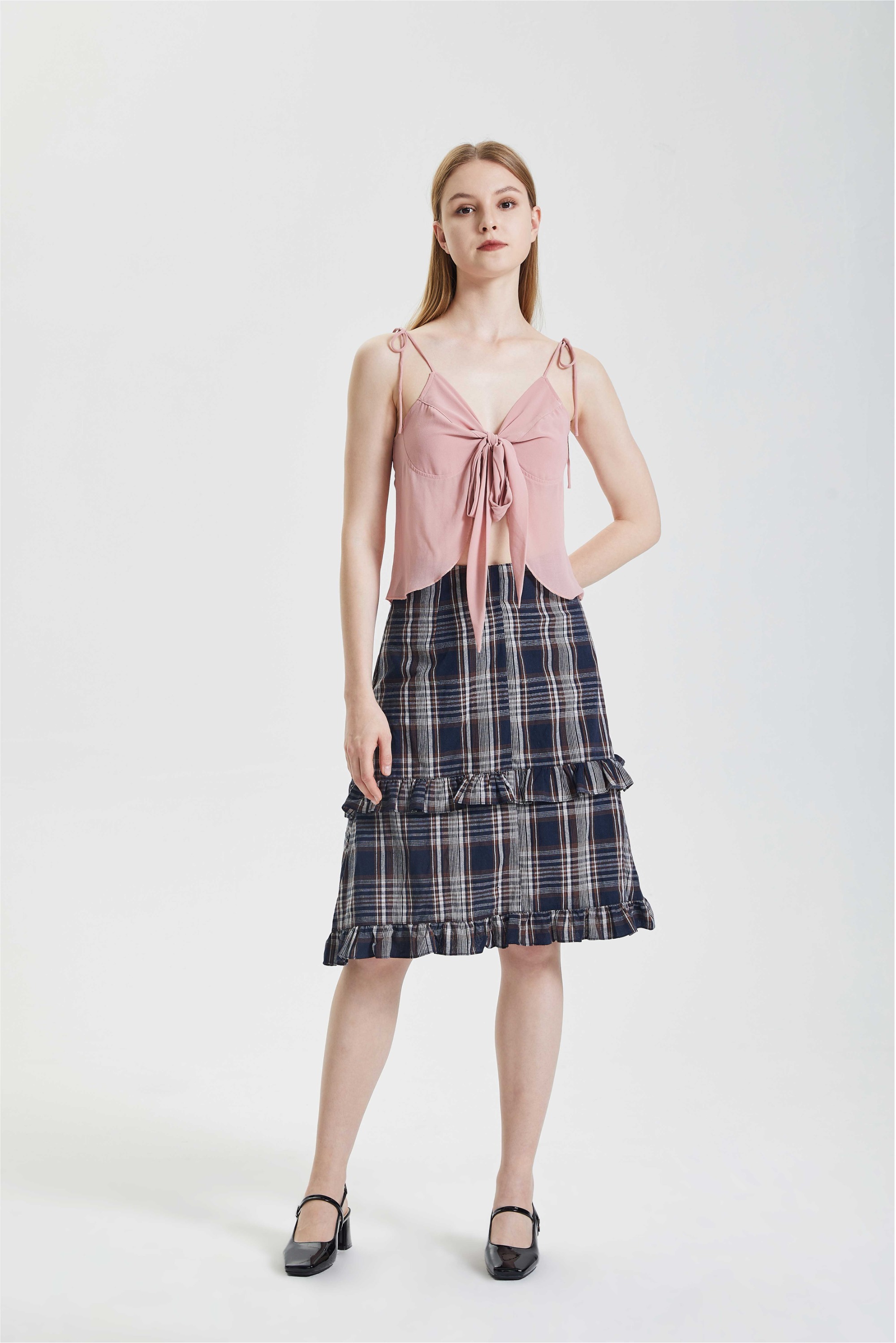 Heavy industry suspender vest with a high-end bow design and an outerwear top