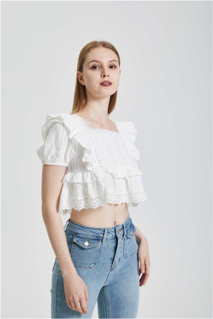 Lace and lace patchwork square neck shirt short top