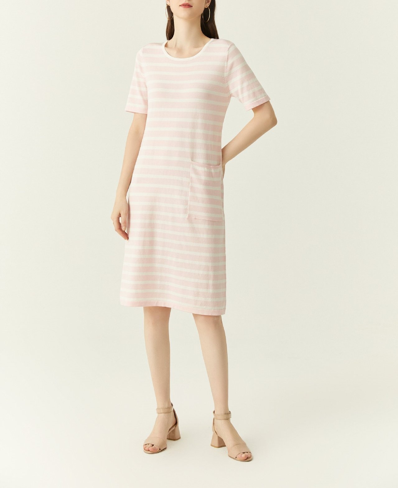 Intermediate Color Mid Length Skirt