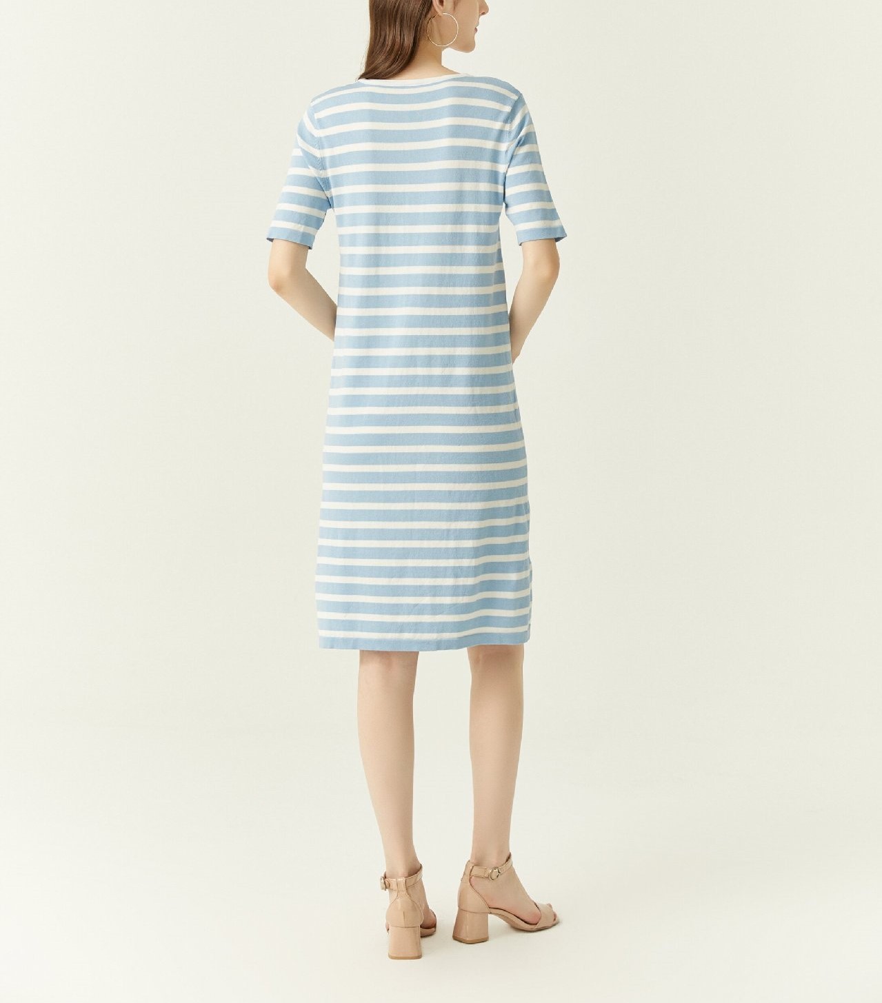 Intermediate Color Mid Length Skirt