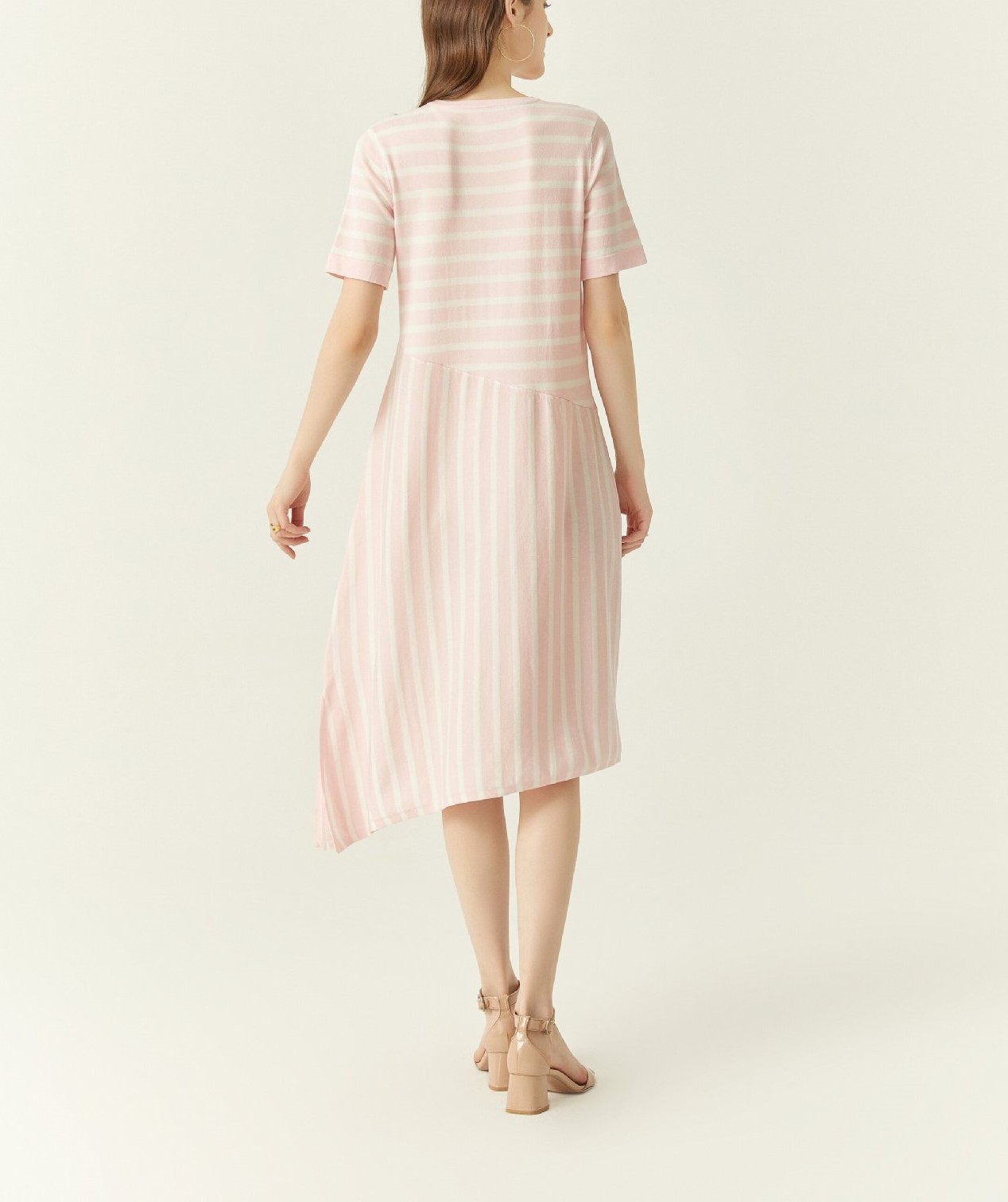 Striped Inter-color Knitted Long Skirt