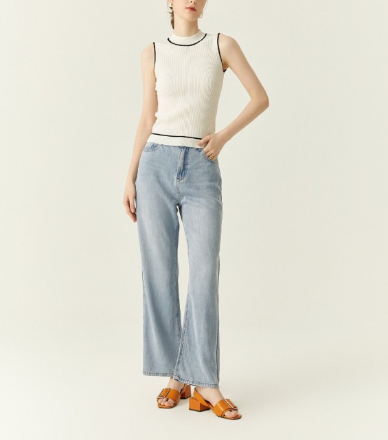 Sleeveless Contrast Top
