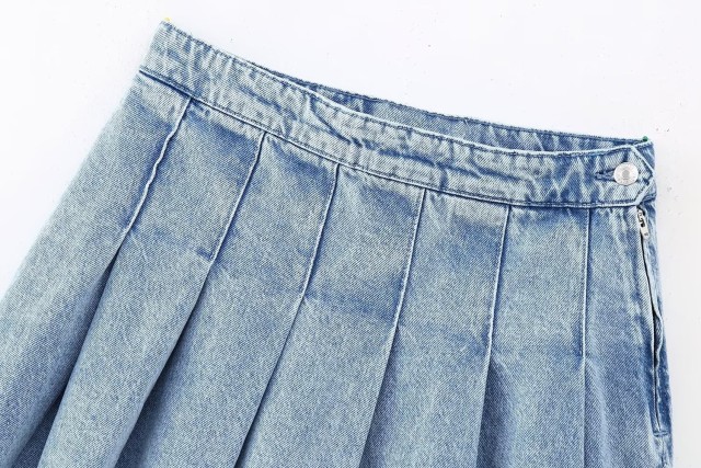 Wide Pleated Denim Skirt